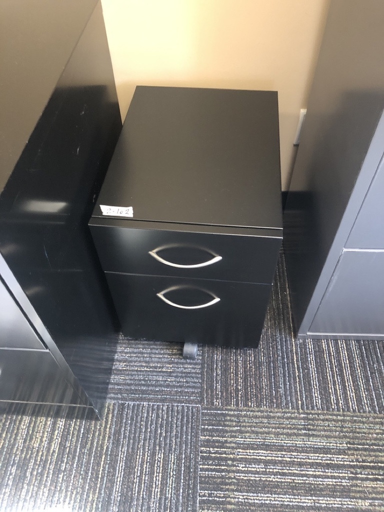 Pedestal Metal
