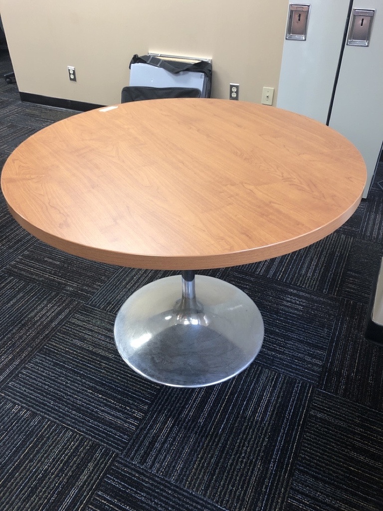 Communal Table Round 