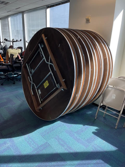 Round Folding Table 