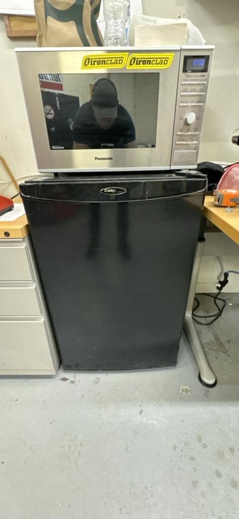 Danby Bar Fridge, Black