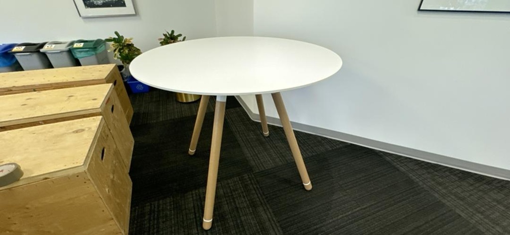 48" Round Bar Height Table, White