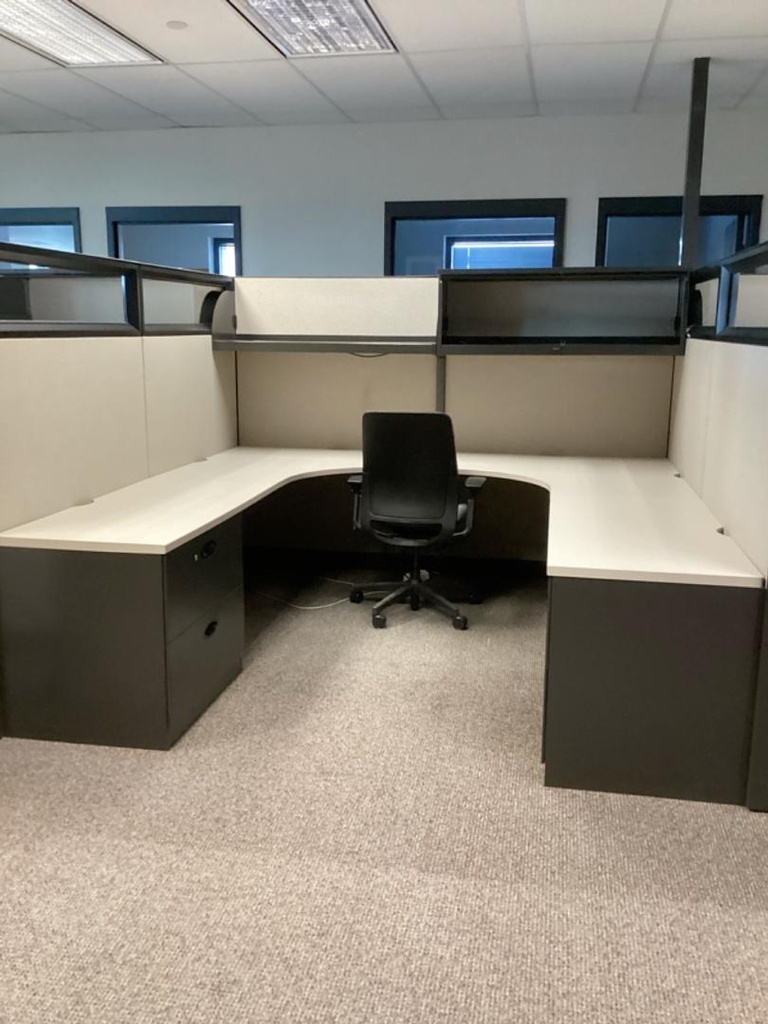 U-Shape Steelcase Answer Cubicle