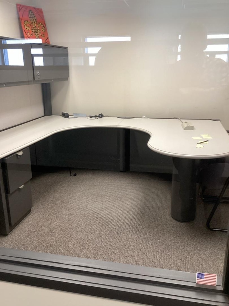 U-Shape Desk