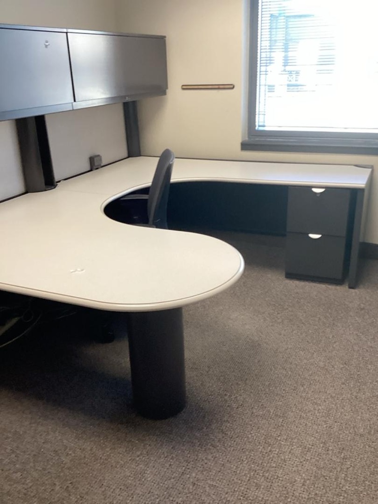 U-Shape Desk
