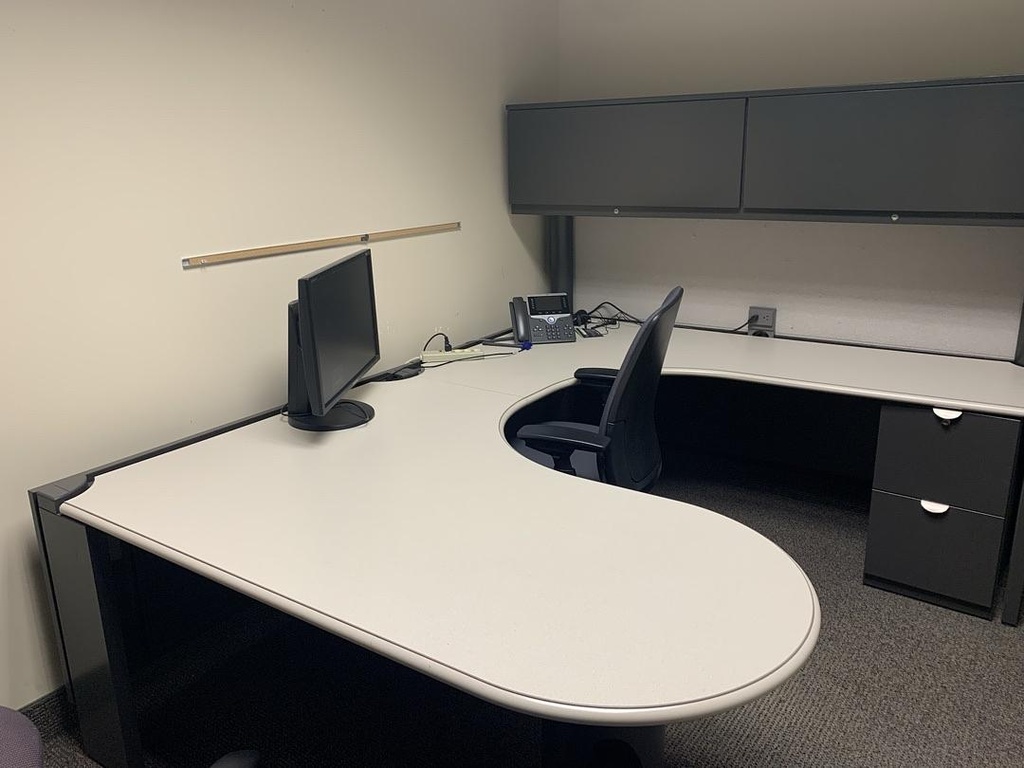 U-Shape Desk