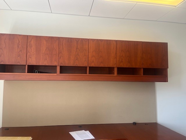 Private Office Straight Desk w/ Hutch