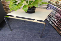 Table | 桌子