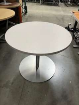 Steelcase: 36" Round Table