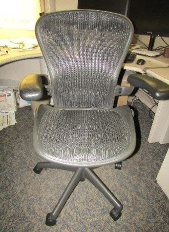 Grey mesh Aeron Task Chair