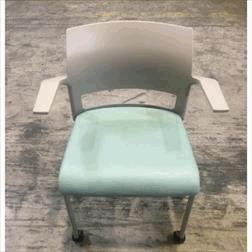 Move; Chair, Plastic back, Arms, Casters