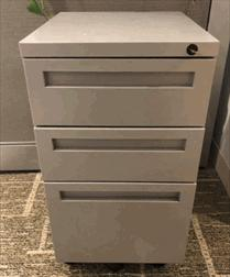 PED5002 - 3 Drawer, Gray Mobile Pedestal (15Wx17.5Dx27.5H)