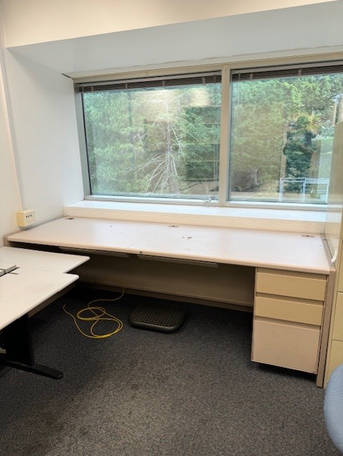Metal Desk Straight