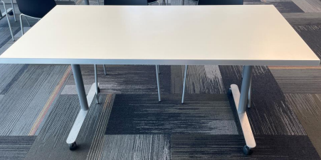 Versteel Brattice Table 30"x60"