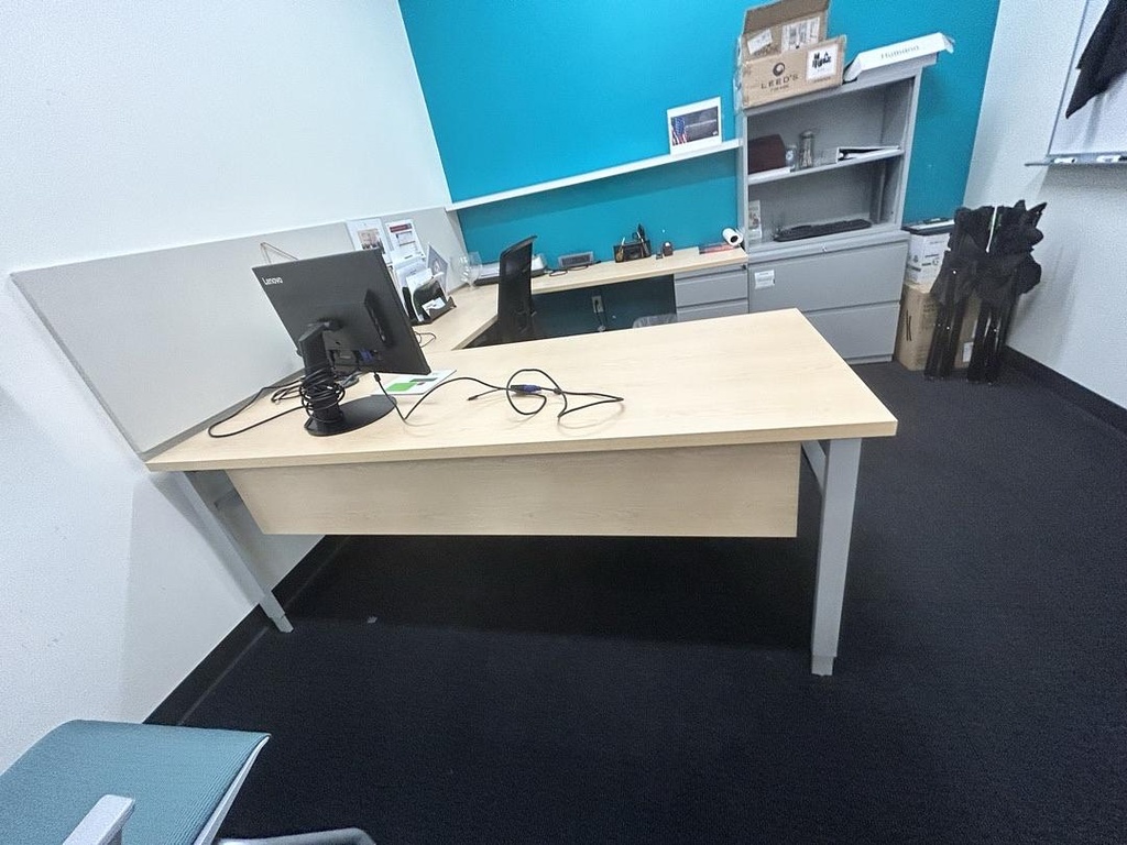 Left-Handed U-Shape Desk