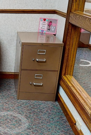 Metal Pedestal