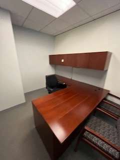 WOOD EXECUTIVE DESK W/ LH RETURN