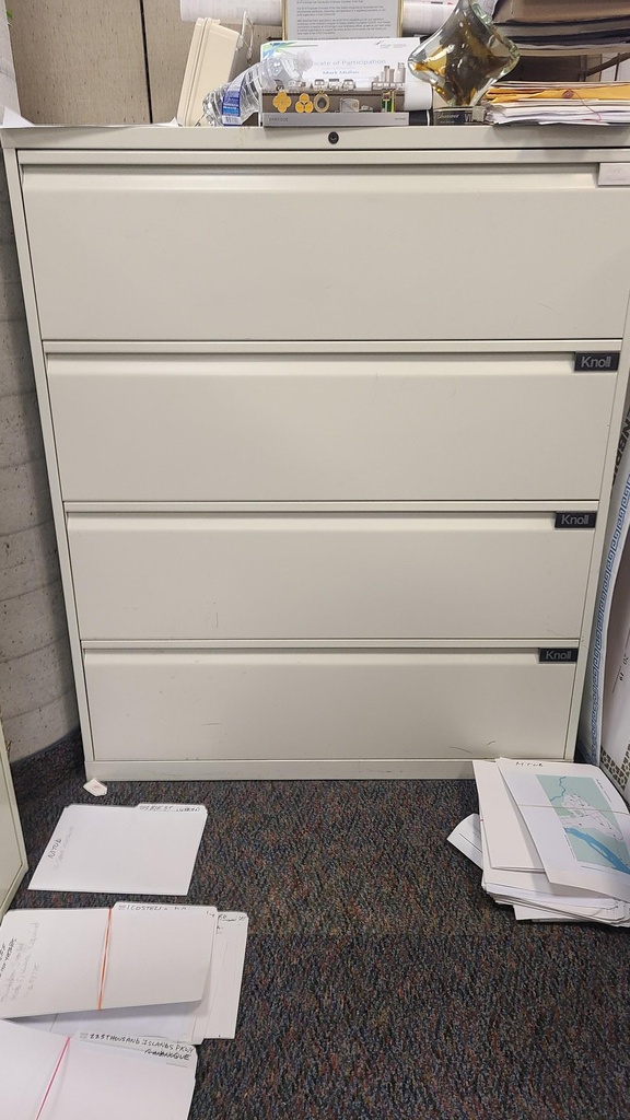 Four-drawer cabinet