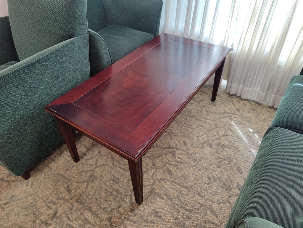 Coffee Table 44x22x18