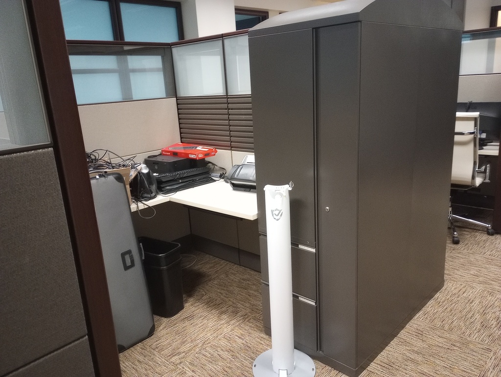Workstation w/ Storage Tower (8'x12')