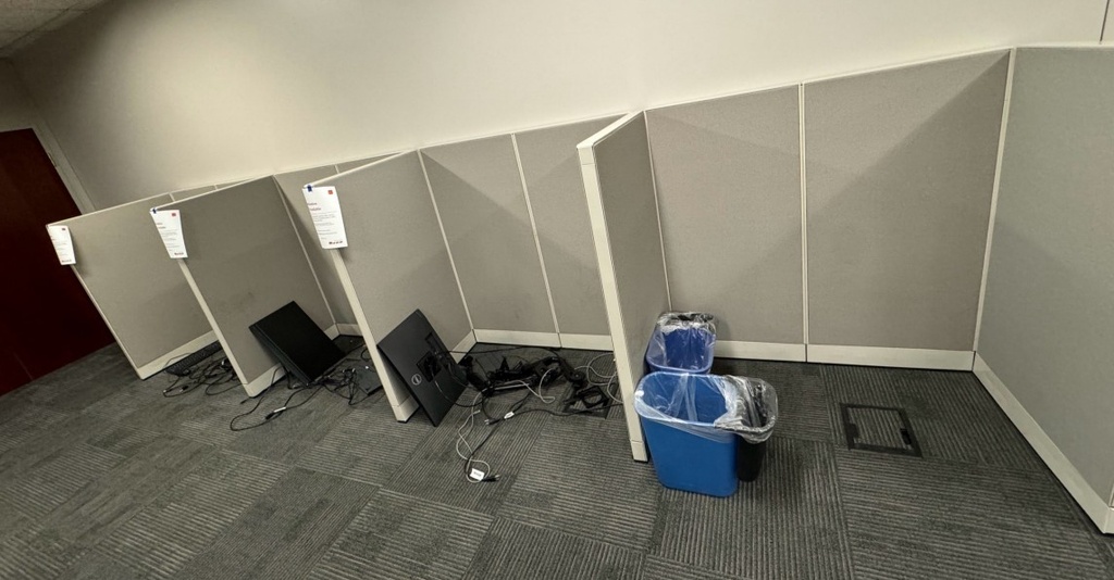 Steelcase 9000 - Data Stations