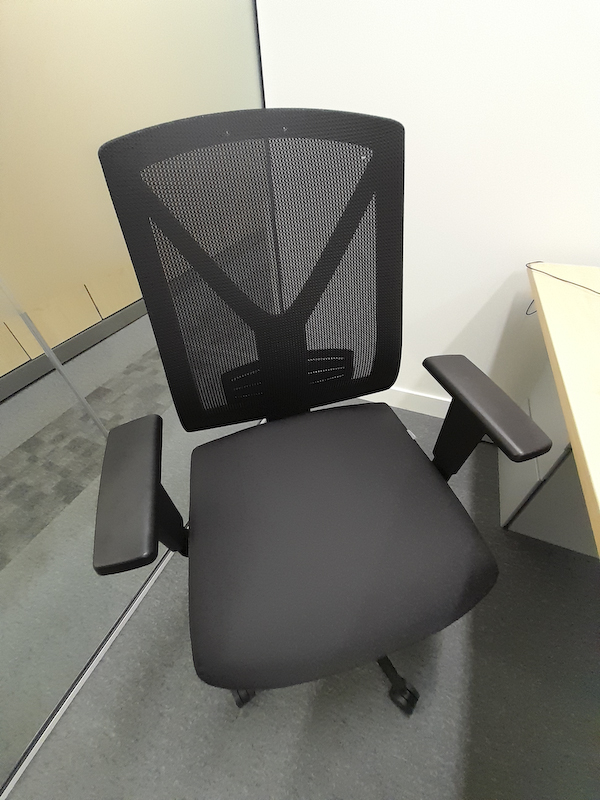 Black swivel chair