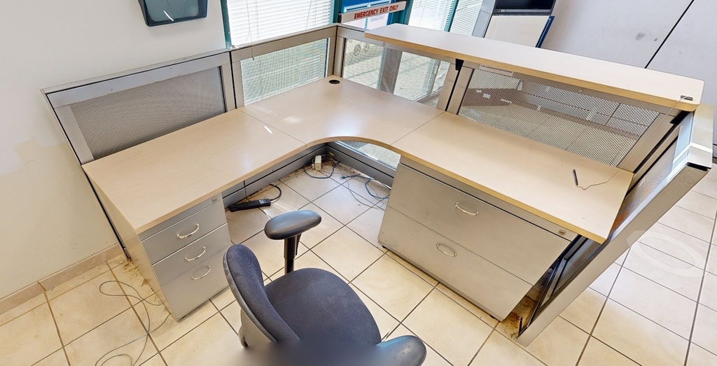 Corner Workstation