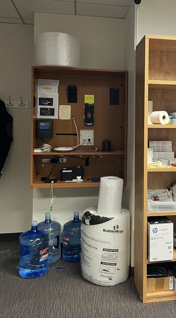 Mounted shelf