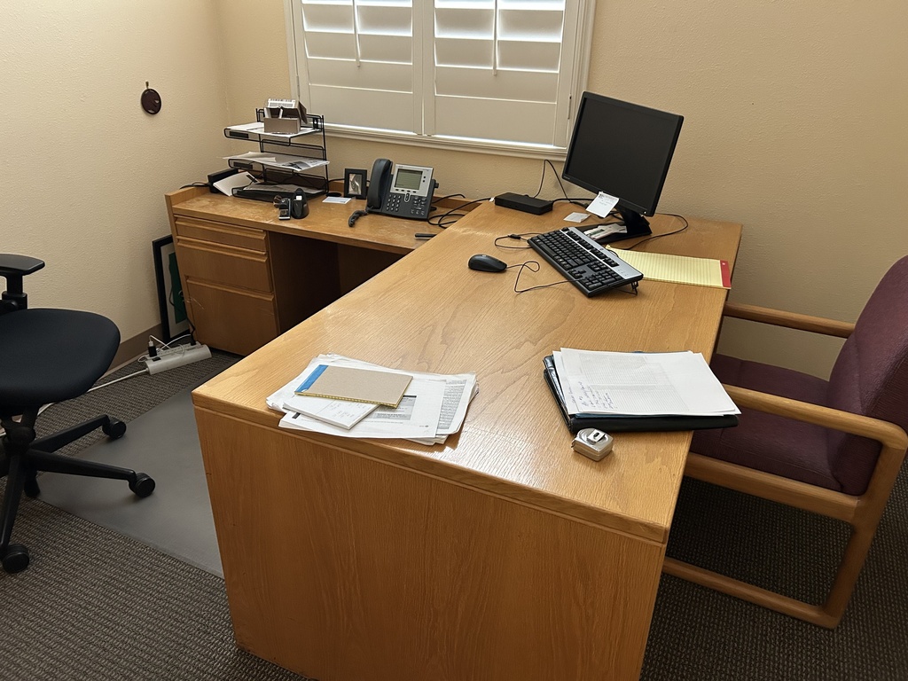 L Desk