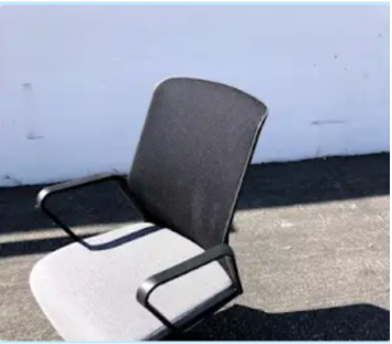 TEKNION AROUND/JUST US CHAIR