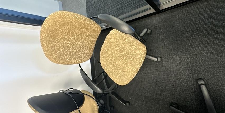 Uno Task Chair