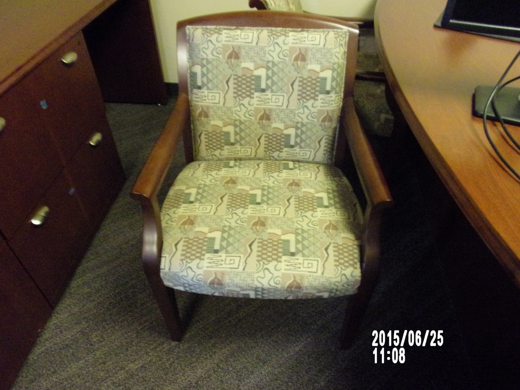 Ki Wood Guest Chair