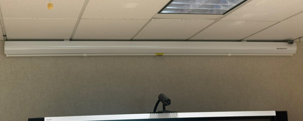 Projector Screen