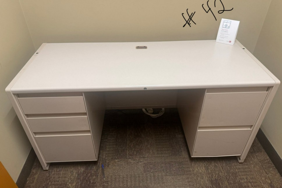 Desk - 2Ped/Drawer