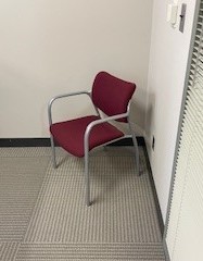 4-Leg Guest Chairs 
