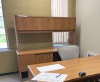 Credenza W/Hutch  