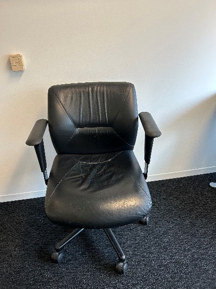 Black Leather Rolling Chair