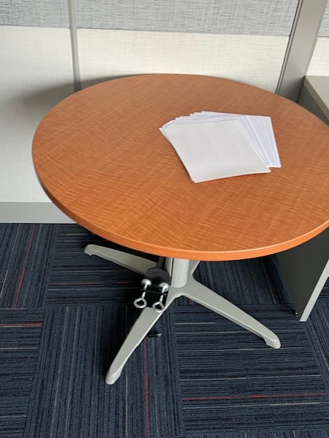 Round Table