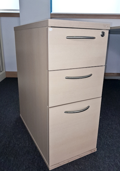 Wood Pedestal 4