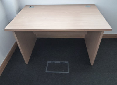 Wood laminate freestanding desk