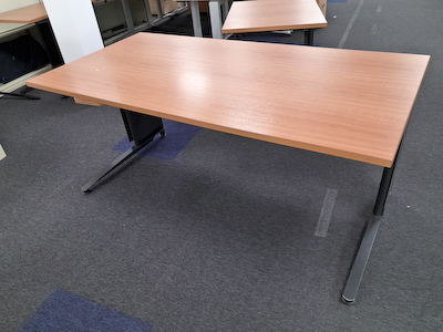 Cedar Single Desk