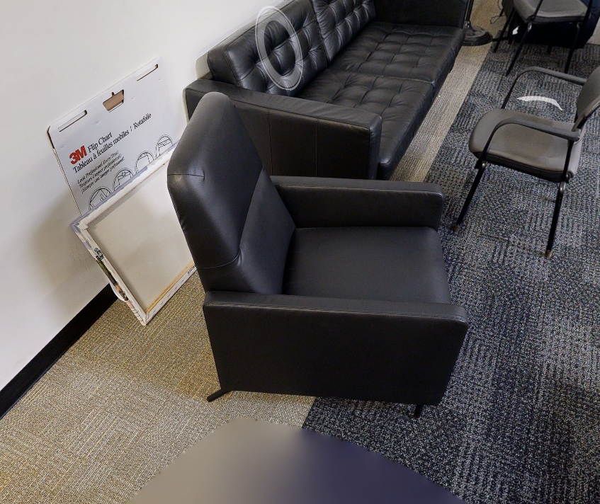 Black Lounge Chair