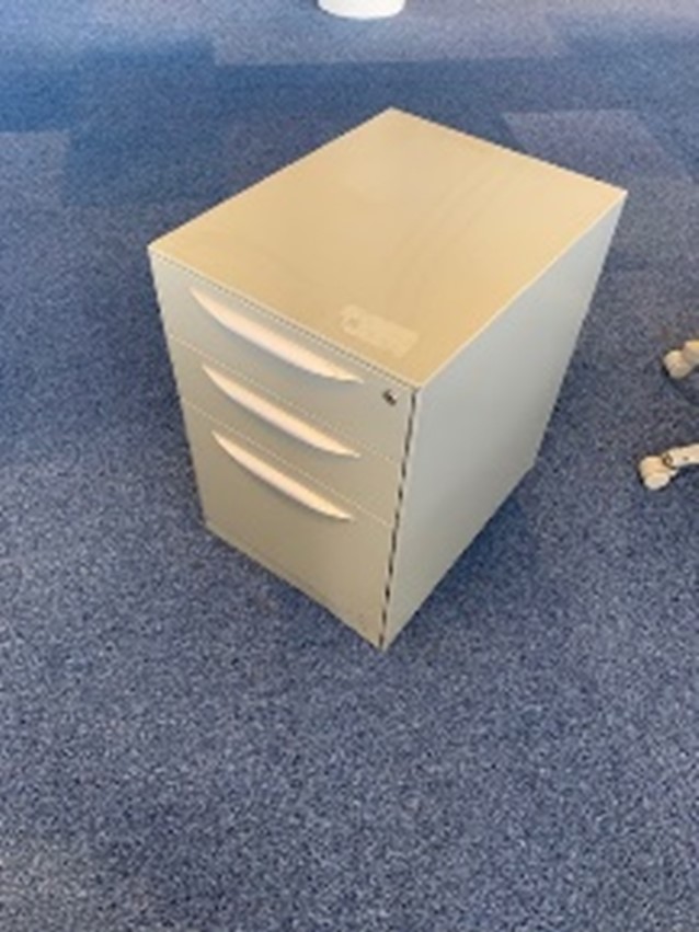 Pedestal, 42x54x61cm