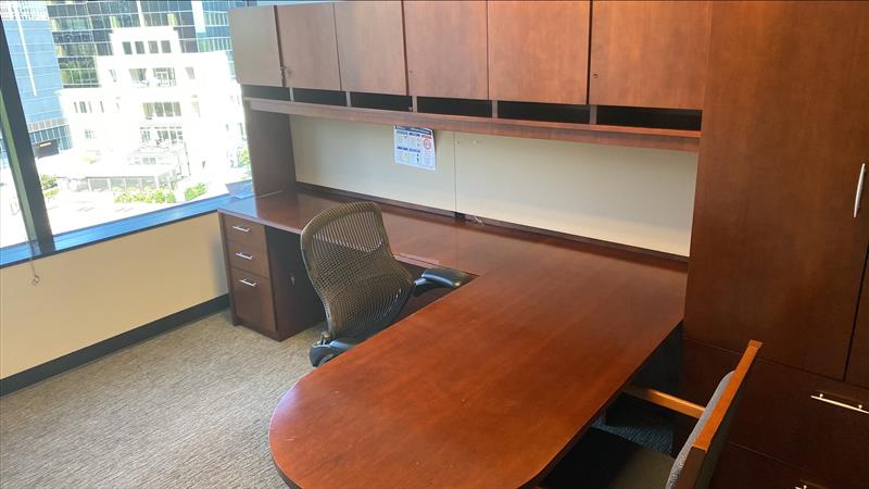 Standard Desk Hutch