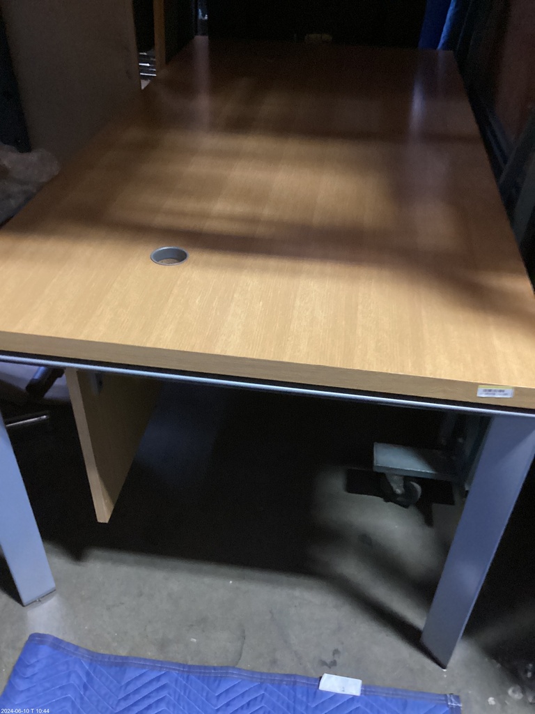 70 x 30 STEELCASE WORK TABLE WITH PARTS