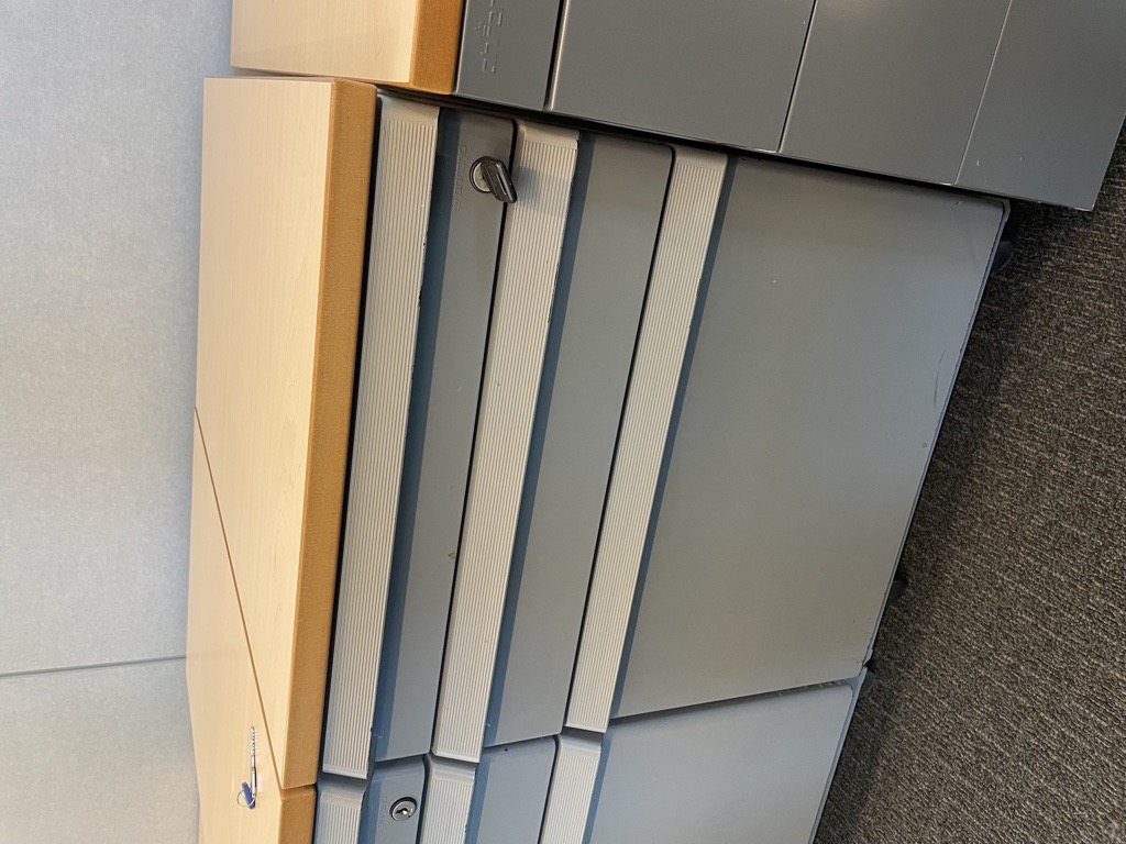 Ahrend Rolling Cabinet V2