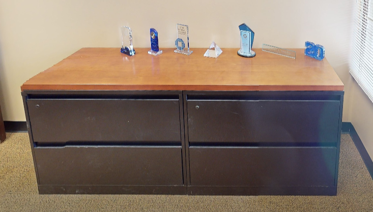 2D lateral filing cabinet, blk w/ wood top