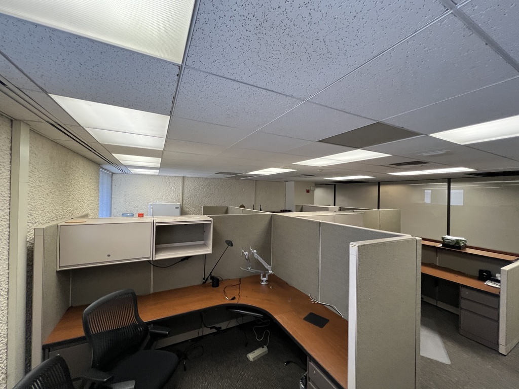 Tall, Mezzanine cubicle 8'x10'