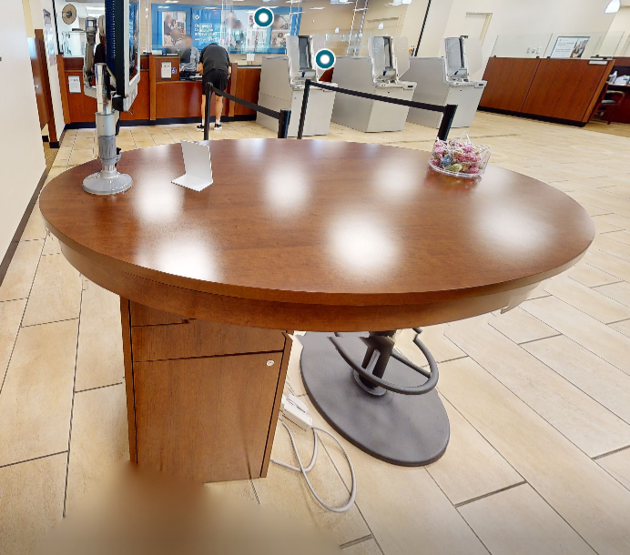 Pedestal 2D desk