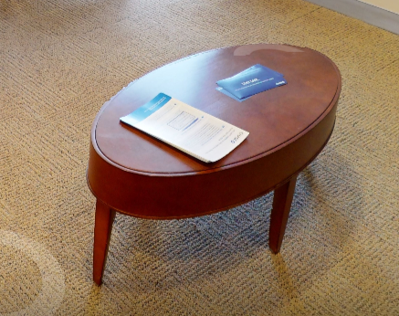 Oval coffee table