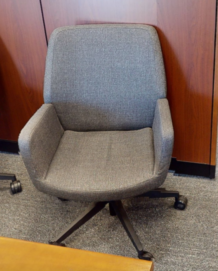 Grey mobile guest chair with arms